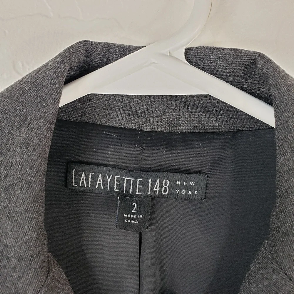 Lafayette 148 Blazer Women's‎ Size 2 Gray Long Sleeve Button Stretch Suit Jacket